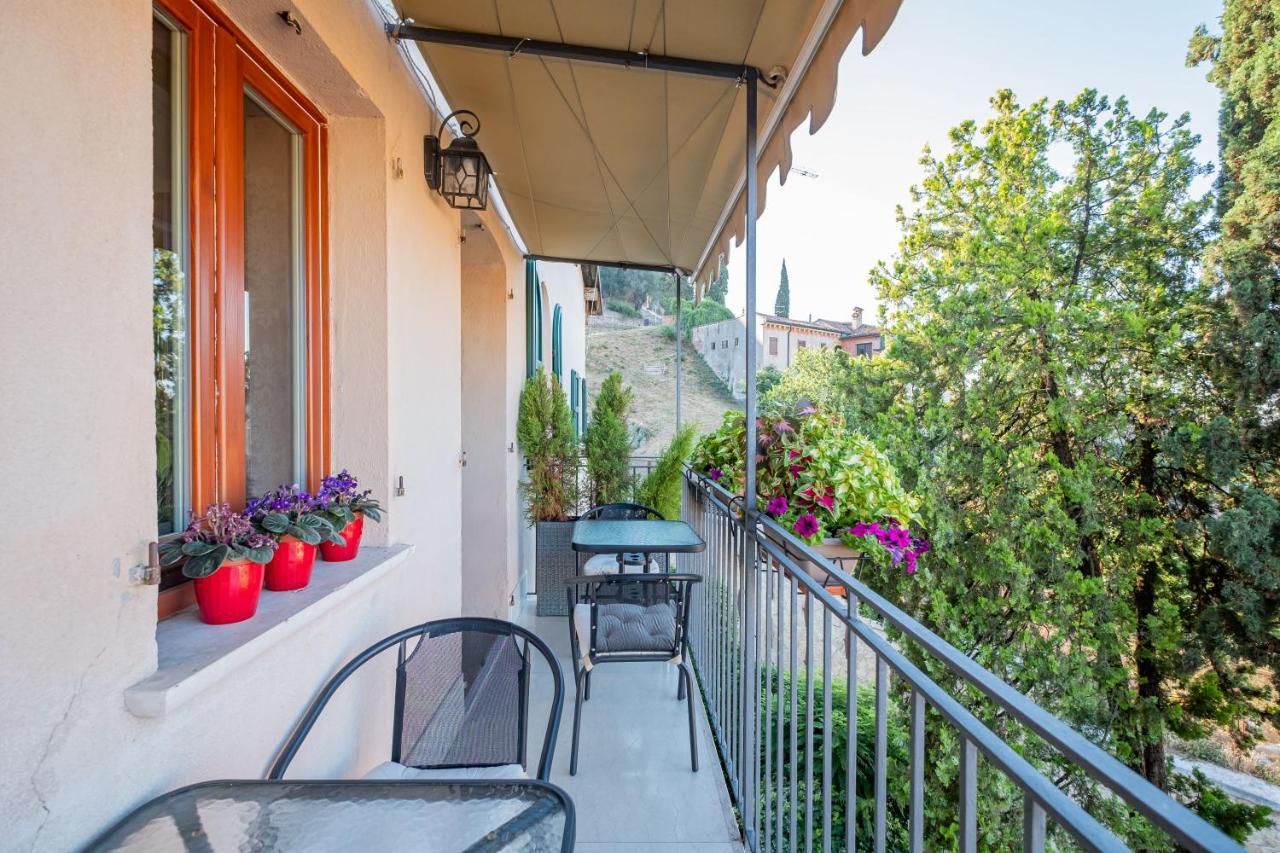 Relais Colle San Pietro Bed & Breakfast Verona Eksteriør bilde