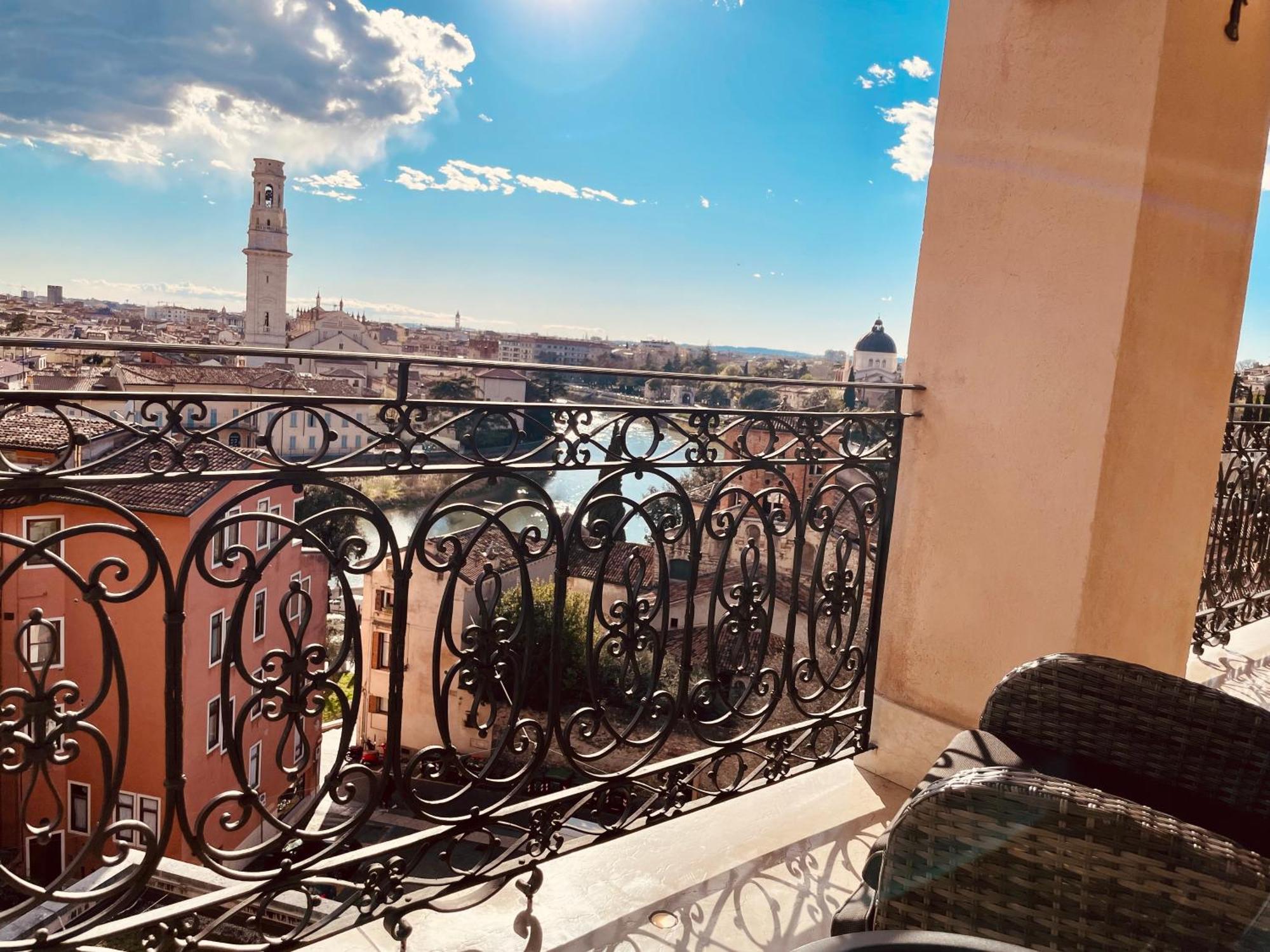 Relais Colle San Pietro Bed & Breakfast Verona Eksteriør bilde