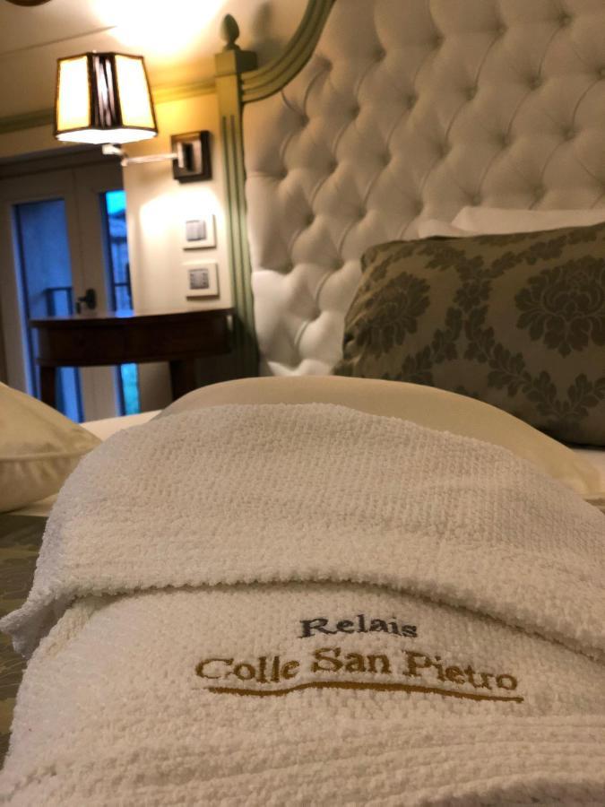 Relais Colle San Pietro Bed & Breakfast Verona Eksteriør bilde